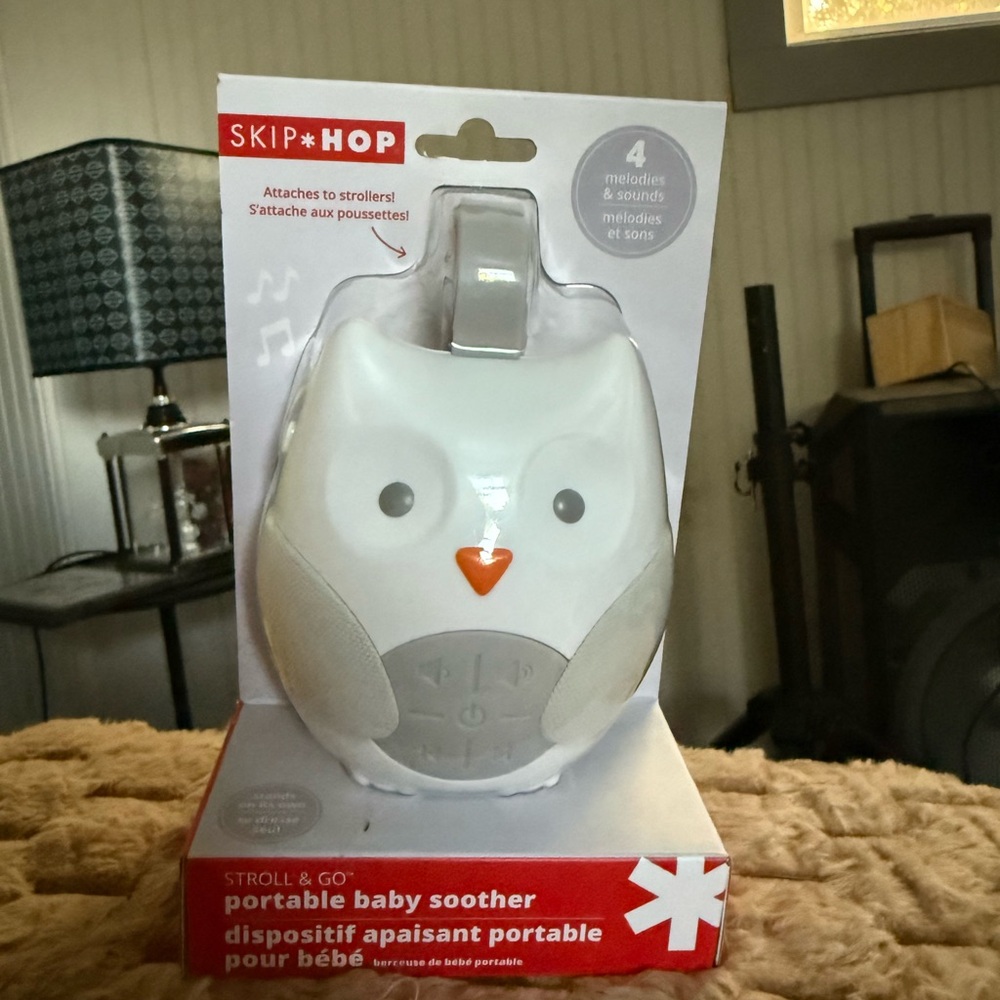Skip Hop Stroll & Go Owl Soother - White and Gray